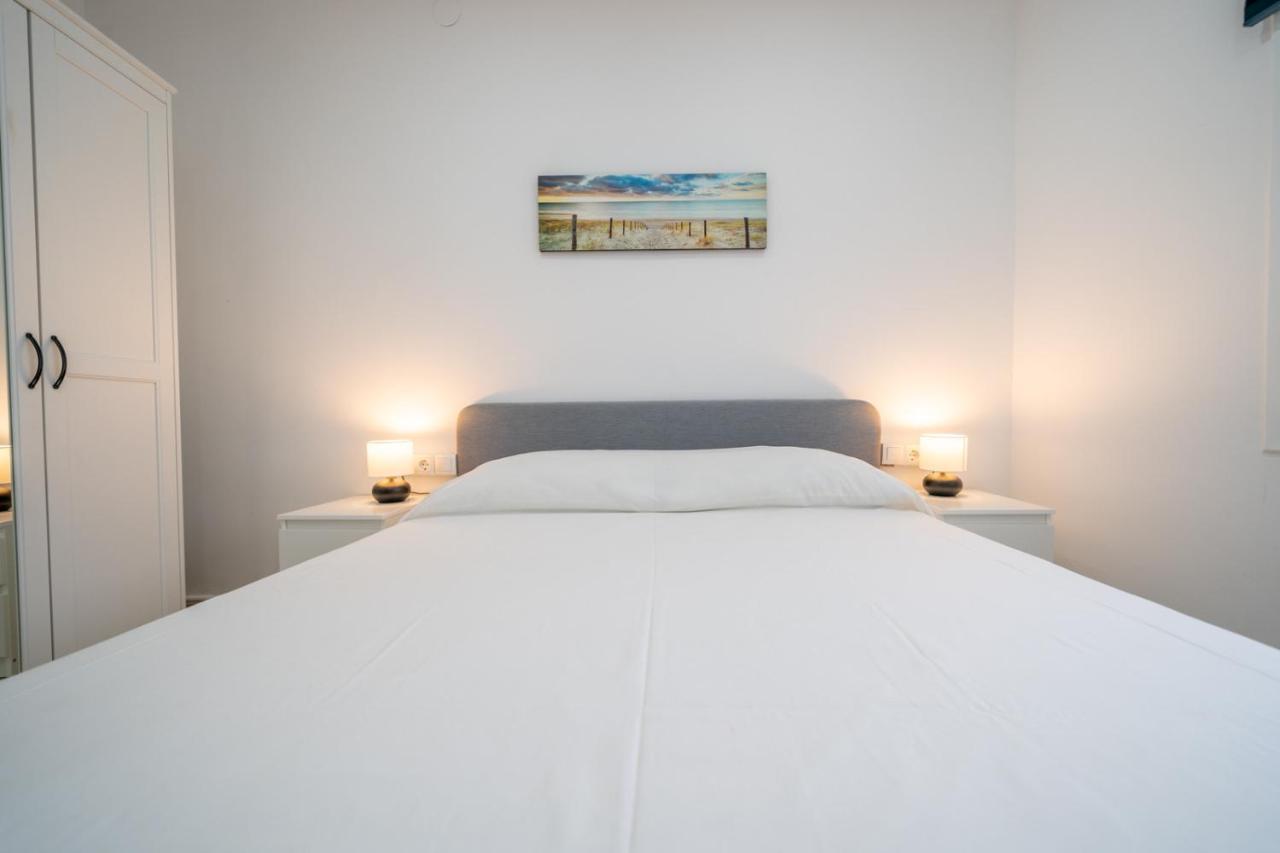 OS HomeHolidaysRentals Chiara - Costa Brava Blanes Exterior foto